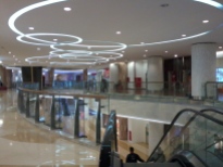 Di dalam Mall