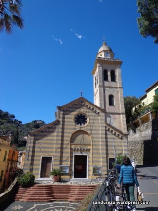 Gereja di desa Portofino